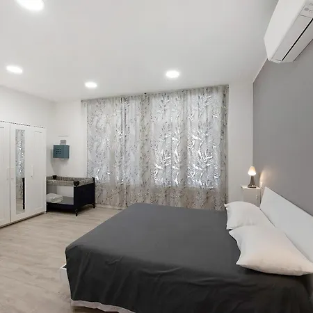 Apartment Domus Genuensis - Genua